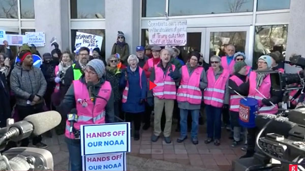 KLAphoto2-cr