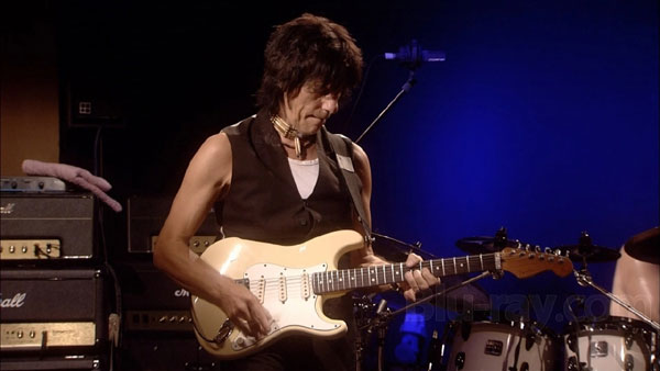 Jeff-Beck-at-Ronnie-Scott's